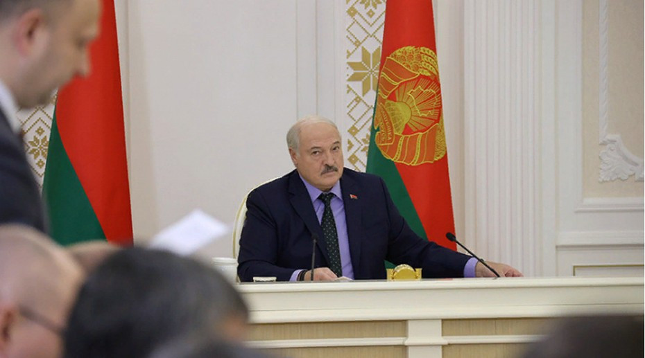 О противодействии выводу капитала, спасении «утопающих» и работе в Союзном государстве. Что Александр Лукашенко обсуждал с правительством