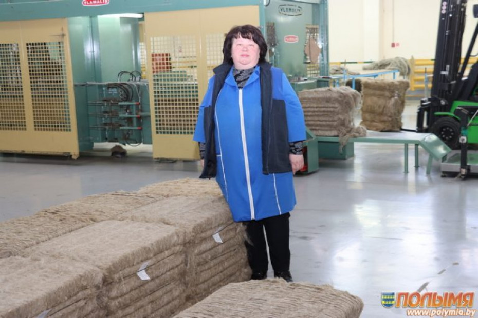 Производственные мощности ОАО «Кореличи-Лён» загружены на 100% благодаря рекордному урожаю льнотресты