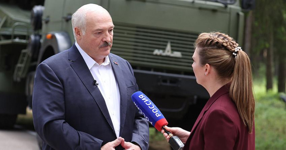Аляксандр Лукашэнка: калісьці мы спрачаліся з Расіяй, а цяпер, стоячы спіна да спіны, адстрэльваемся ад ворага